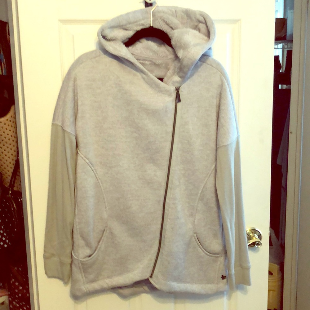 Betset Johnson performance hoodie. Like new.